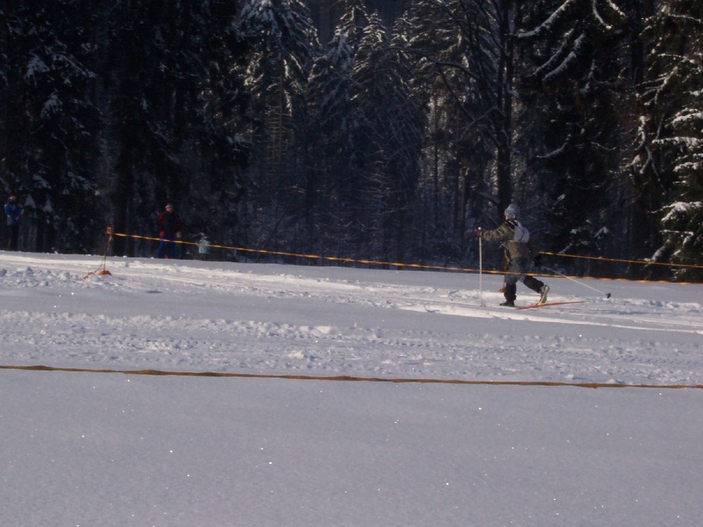 102B3710_III.JPG